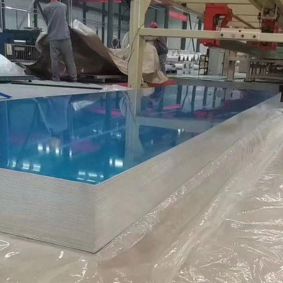 Zilveren Aluminium Golfblad 0.1200mm Pakket van de Dikte het Houten Pallet